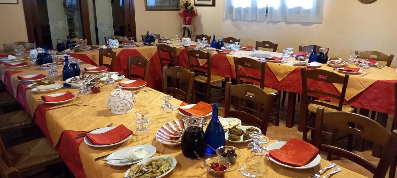 Agriturismo Bachile Bertula Villa Riola Sardo Buitenkant foto